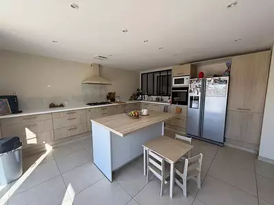 Maison, 180 m²