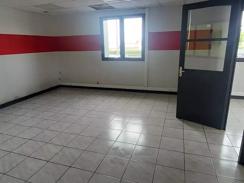 Divers, 320 m²