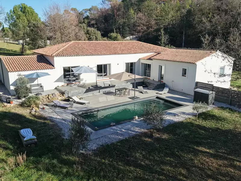 Maison, 193 m²