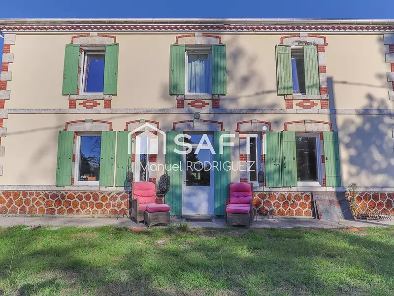 Maison, 279 m²