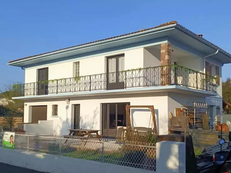 Maison, 151 m²