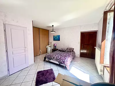 Maison, 198 m²