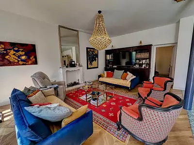 Maison, 230 m²