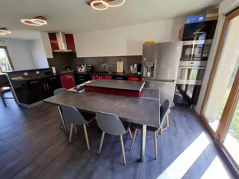 Maison, 137 m²