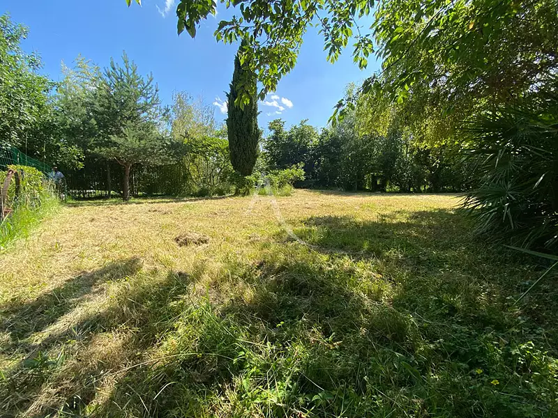 Terrain, 550 m²