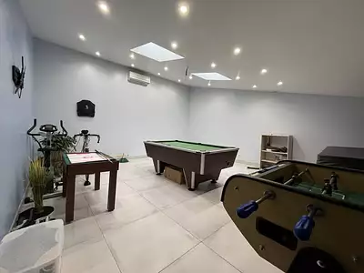 Maison, 180 m²