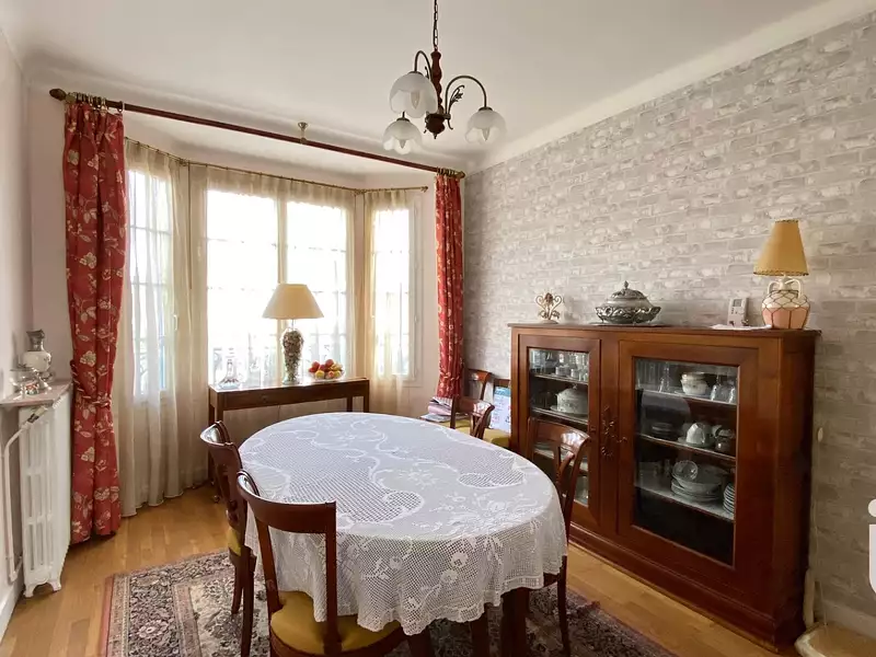 Maison, 145 m²
