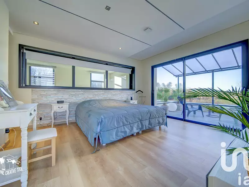 Maison, 250 m²