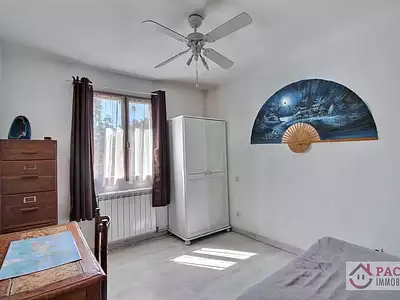 Maison, 177,6 m²