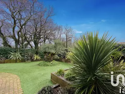 Maison, 243 m²