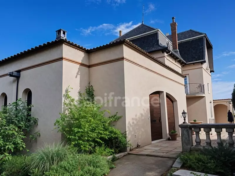 Maison, 218 m²