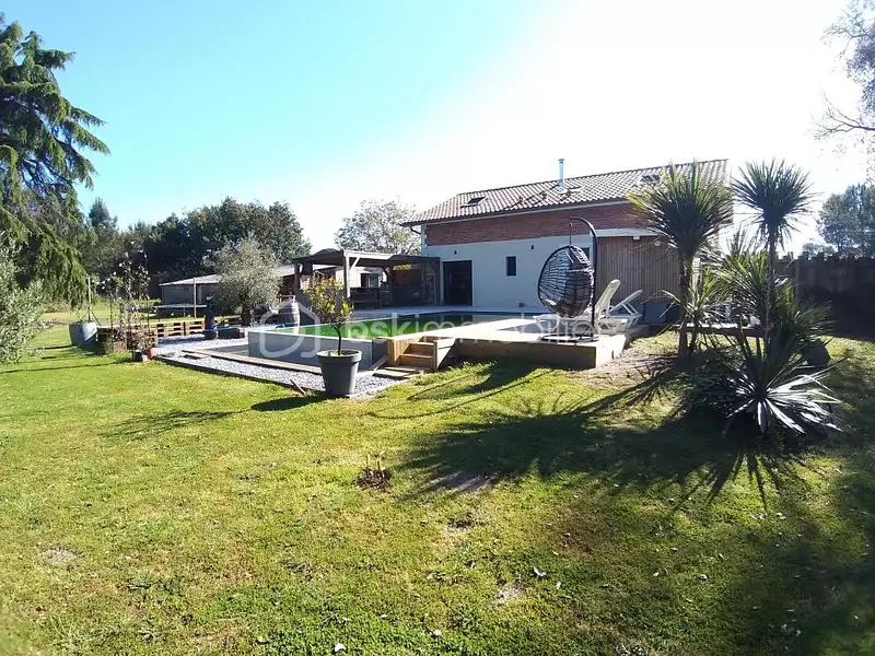 Maison, 140 m²