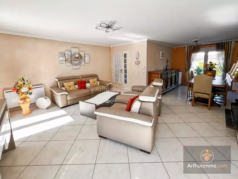 Maison, 155 m²