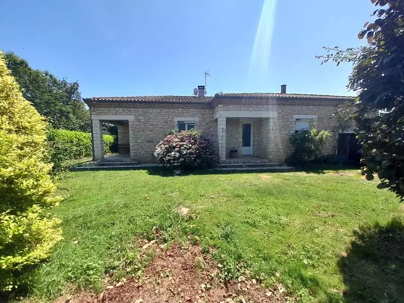 Maison, 97 m²