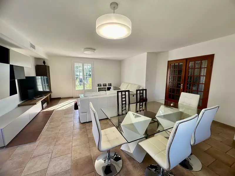 Maison, 146 m²