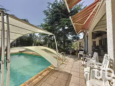 Maison, 227 m²