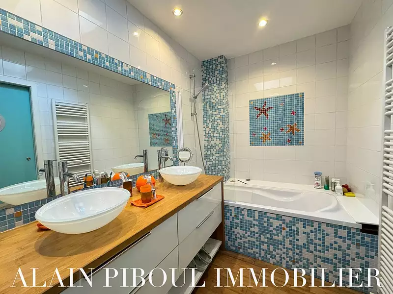 Maison, 152,6 m²