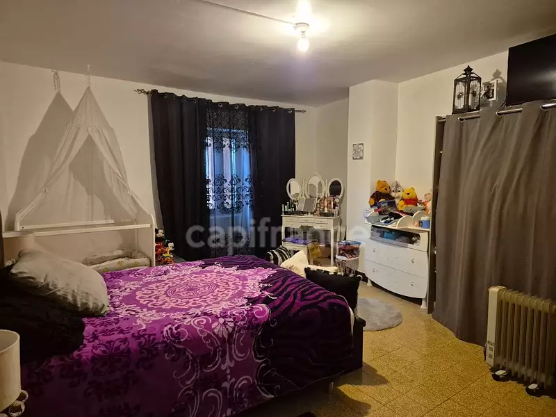 Maison, 167 m²