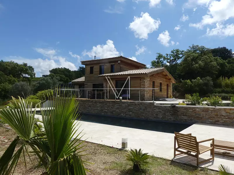 Maison, 180 m²