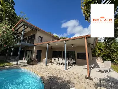 Maison, 162 m²
