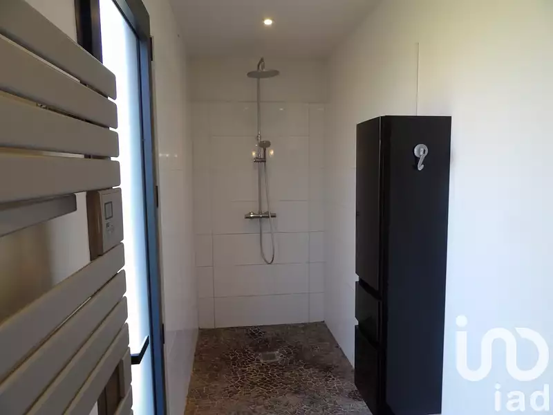 Maison, 191 m²