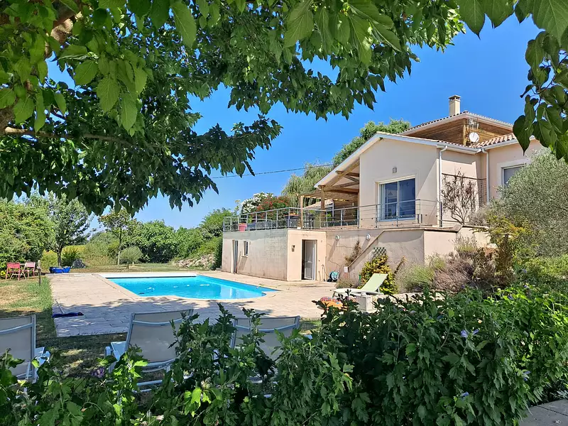 Maison, 220 m²