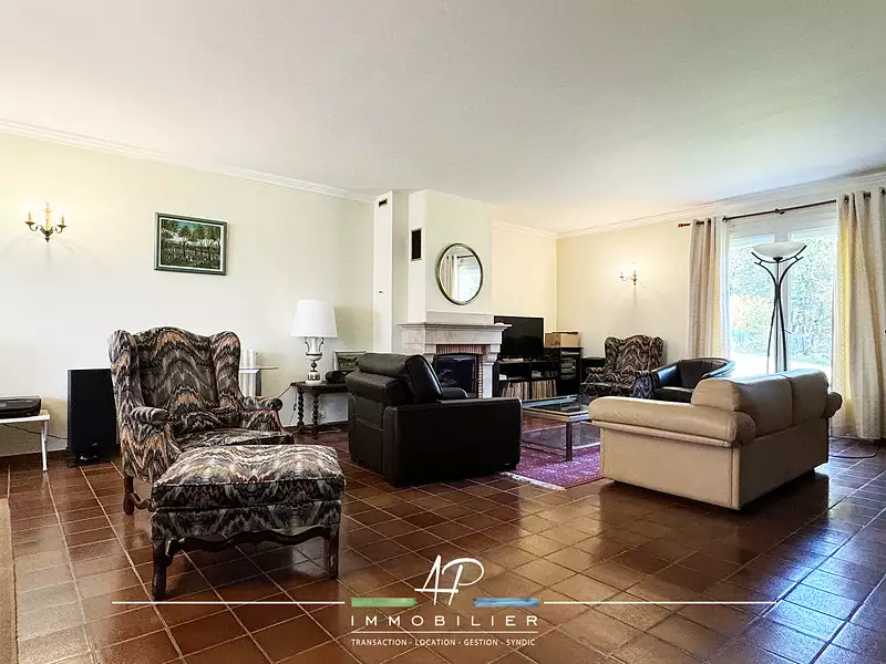 Maison, 179,24 m²