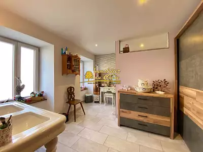 Maison, 200 m²