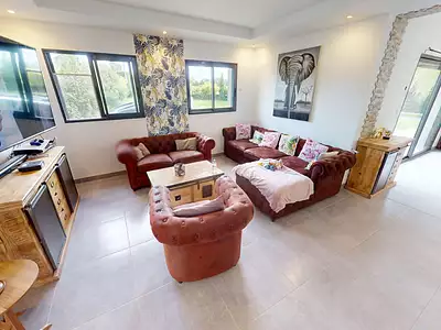 Maison, 266 m²