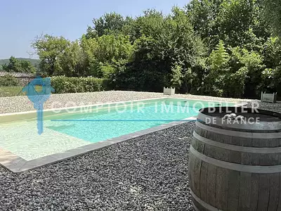 Maison, 212 m²