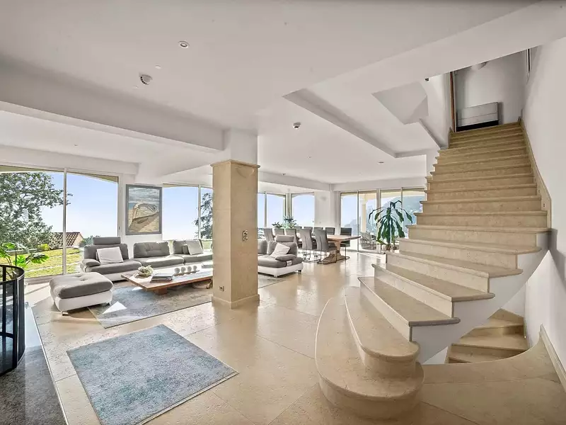 Maison, 317 m²