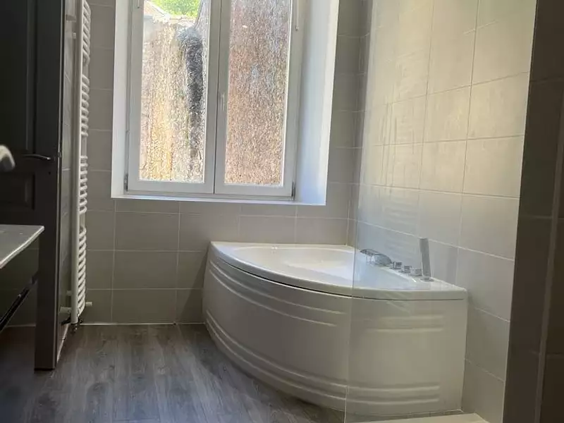Maison, 225 m²