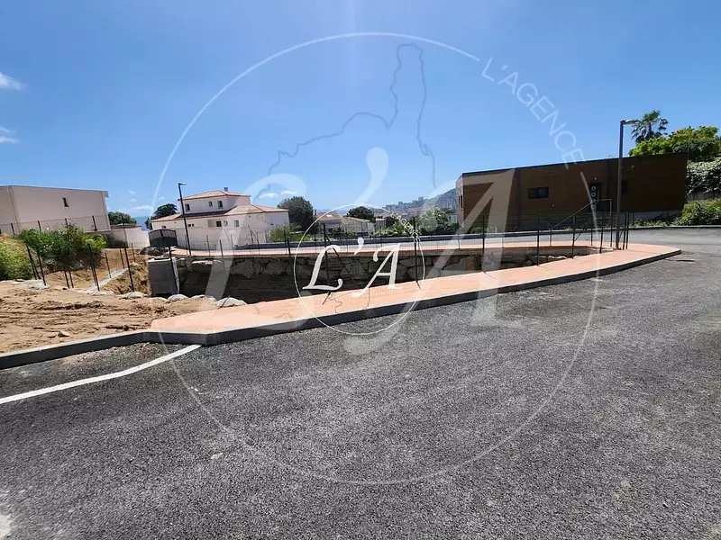 Terrain, 1 037,33 m²