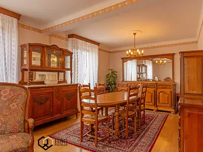 Maison, 177 m²