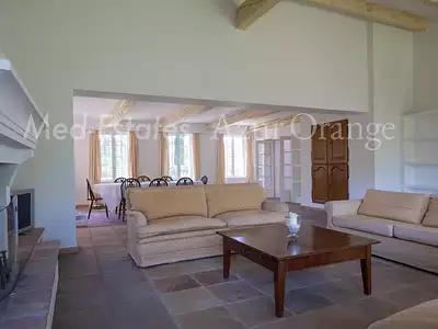 Maison, 565 m²