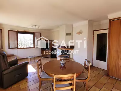 Maison, 83 m²