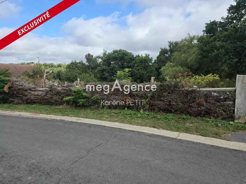 Terrain, 800 m²