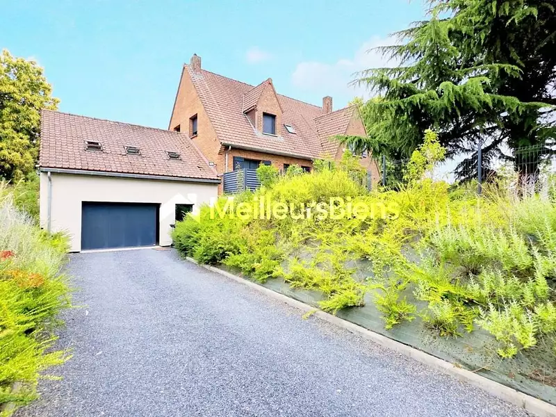 Maison, 203 m²