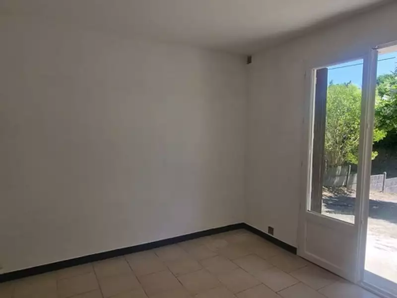 Immeuble, 100 m²