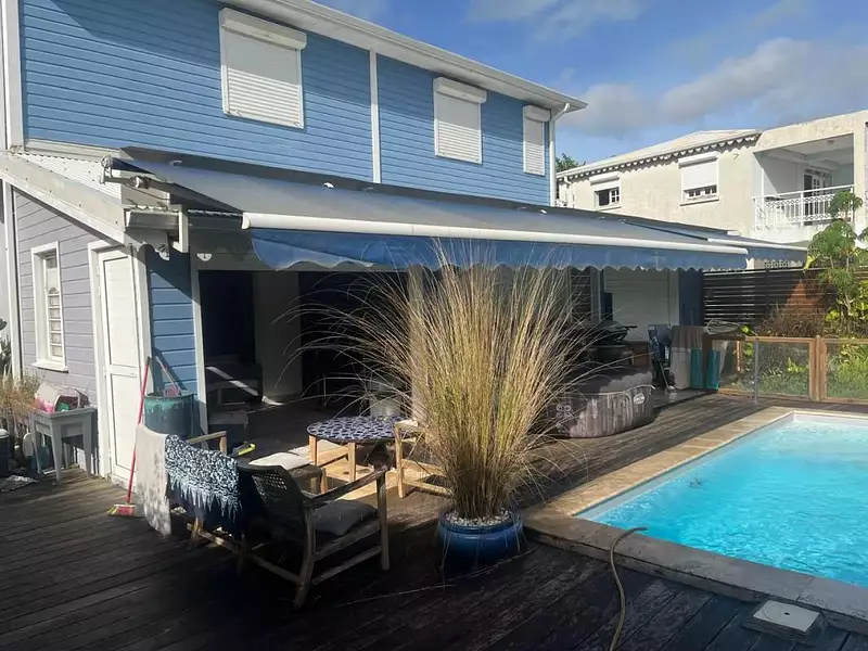 Maison, 160 m²