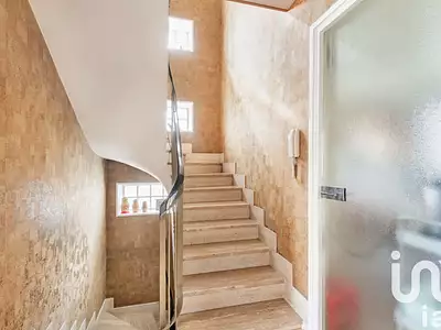 Maison, 190 m²