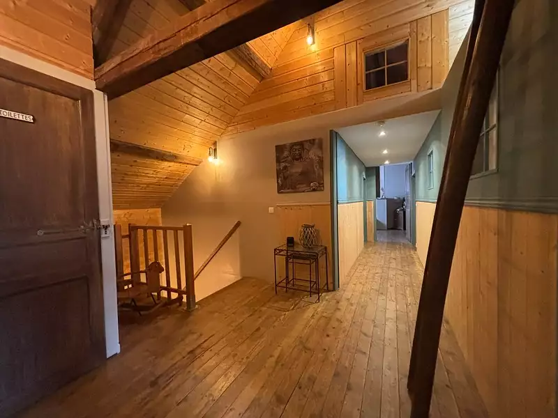 Maison, 253 m²