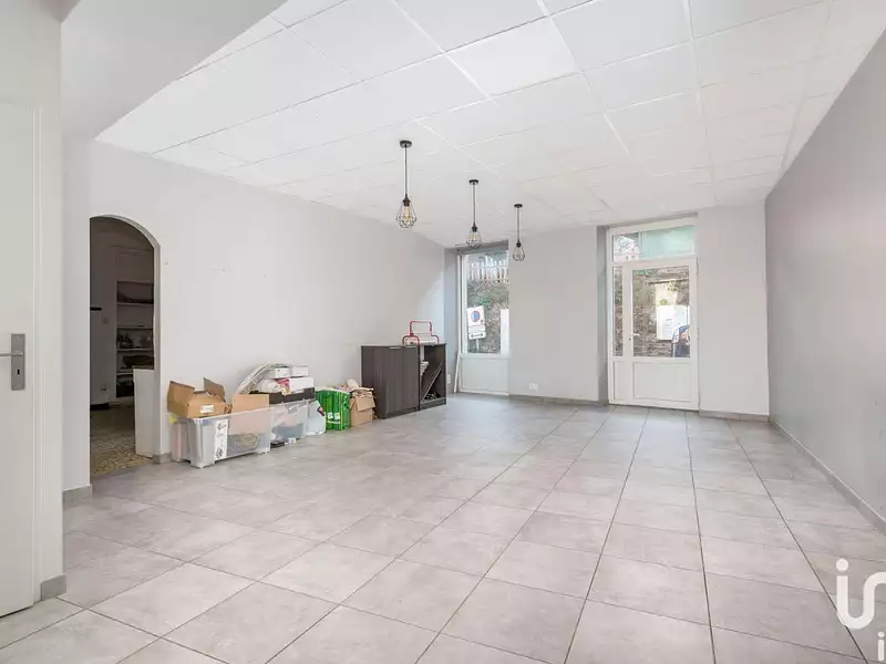 Divers, 250 m²