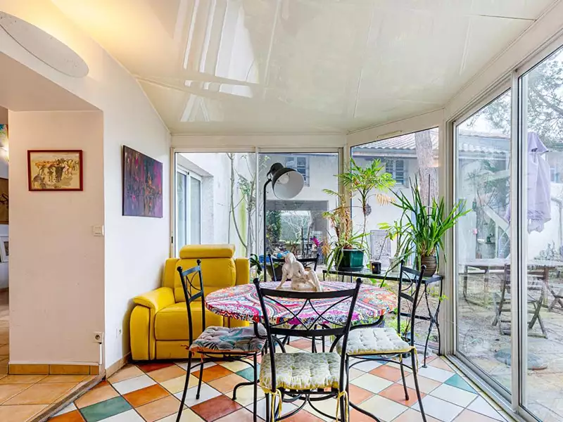 Maison, 250 m²