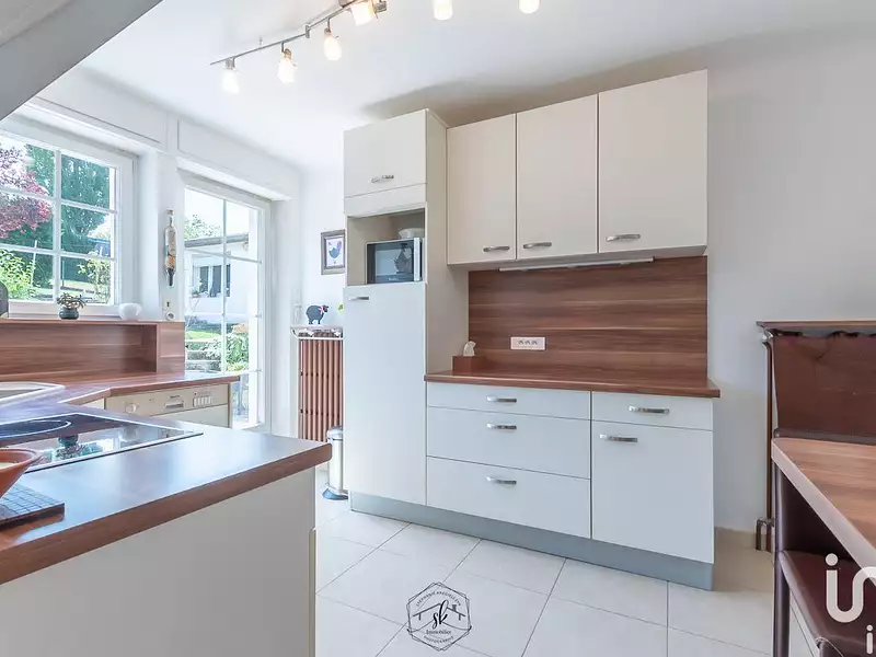 Maison, 165 m²