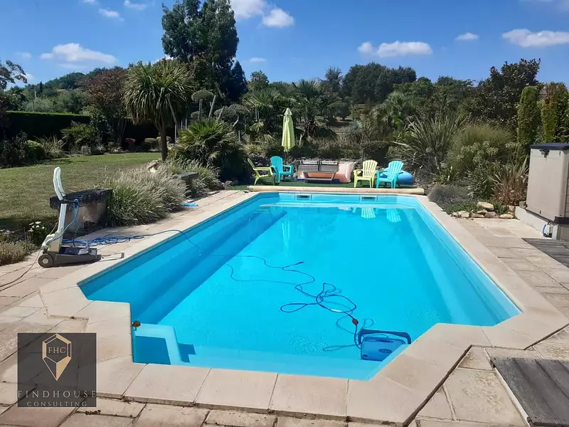 Maison, 308 m²