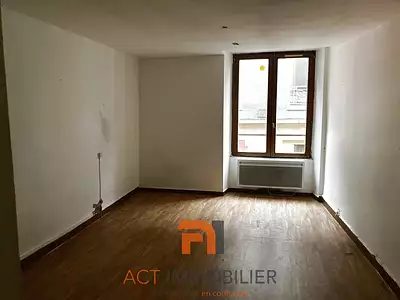 Immeuble, 270 m²