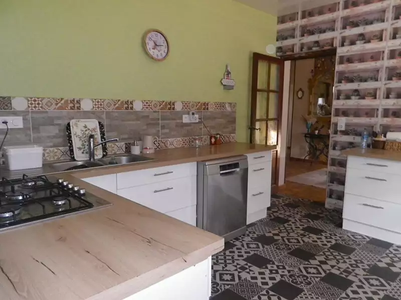 Maison, 200 m²