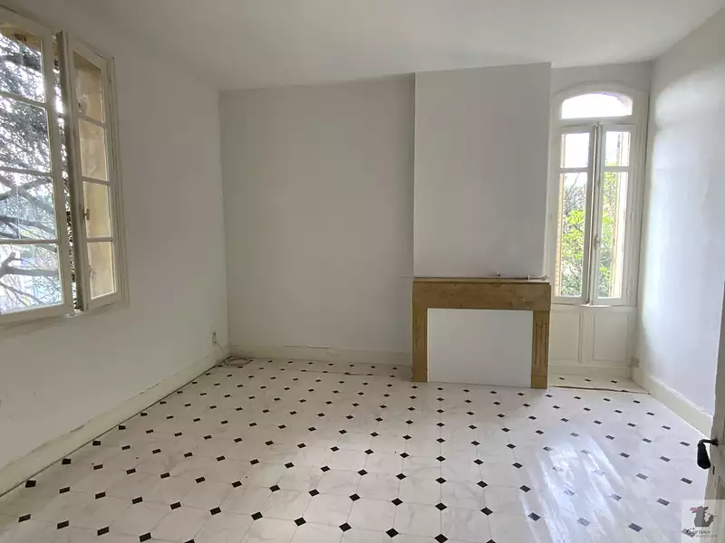 Maison, 250 m²