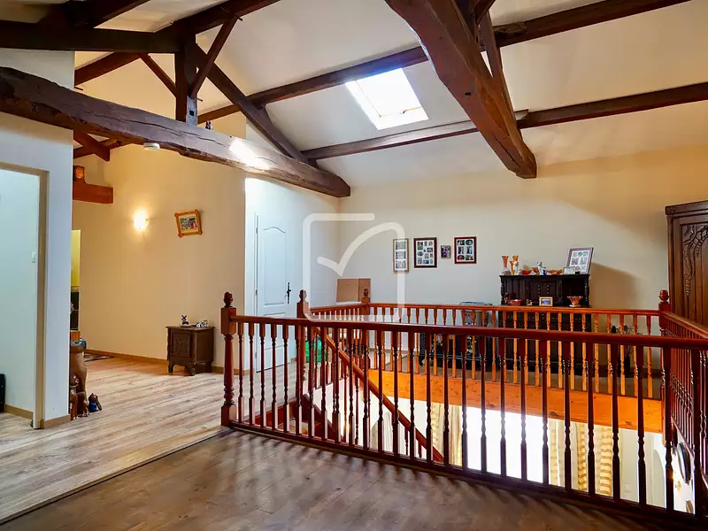 Maison, 222 m²